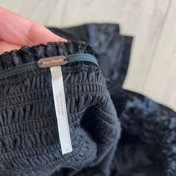 FREE PEOPLE BLACK VELVET DRESS size 6 - Picture 5 of 8